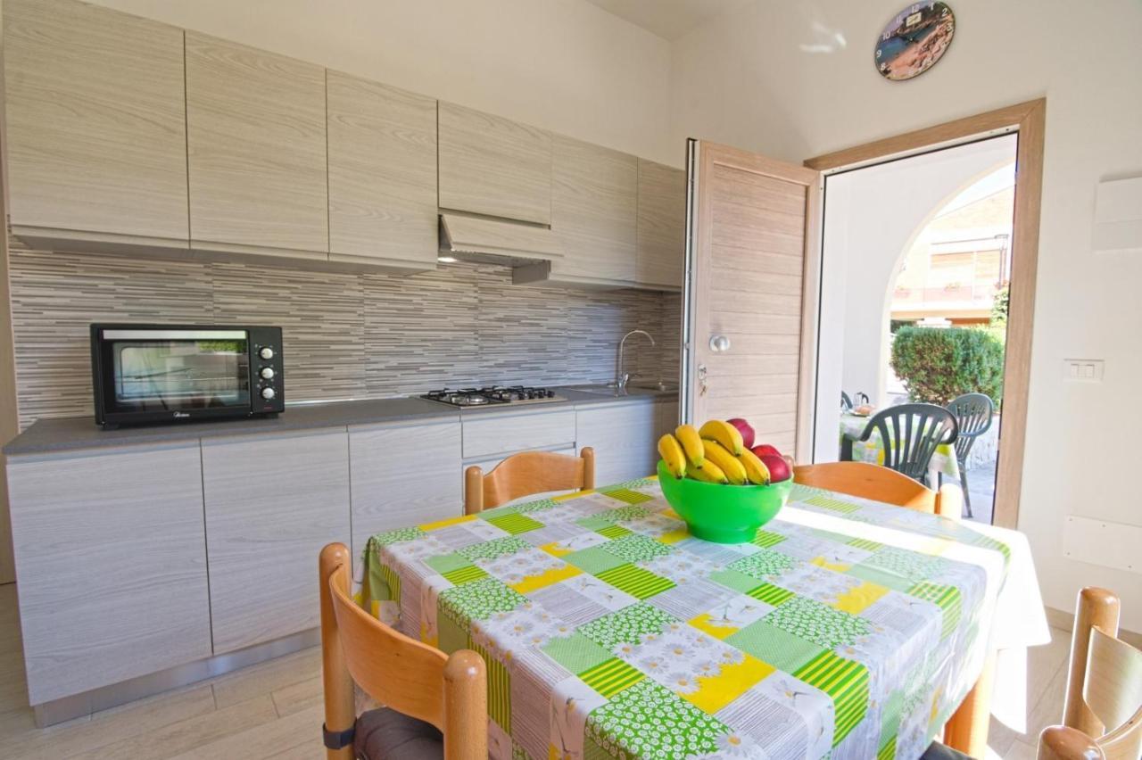 Aethalia - A 300Mt Dal Mare Apartment Marina di Campo Ngoại thất bức ảnh