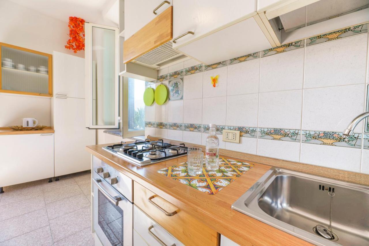 Aethalia - A 300Mt Dal Mare Apartment Marina di Campo Ngoại thất bức ảnh