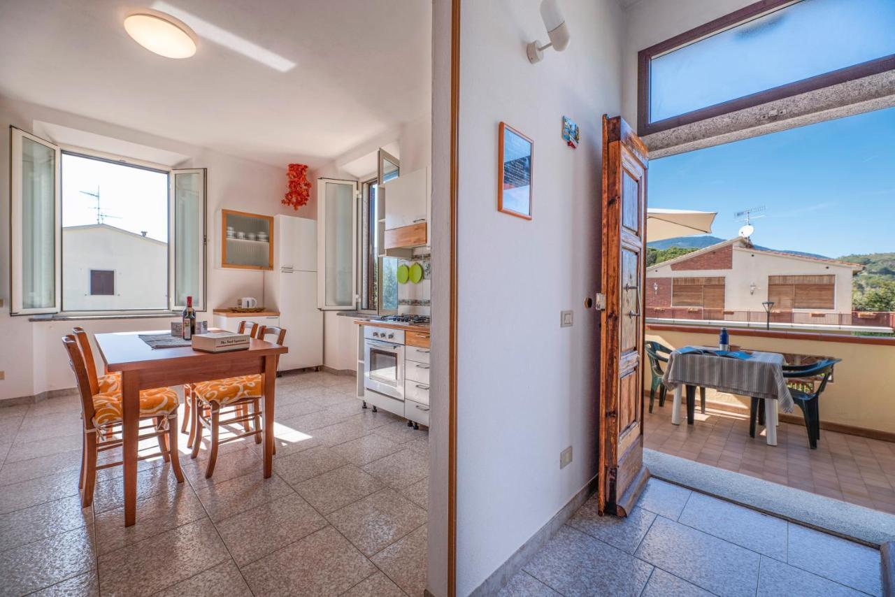 Aethalia - A 300Mt Dal Mare Apartment Marina di Campo Ngoại thất bức ảnh